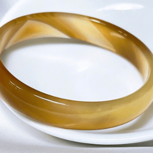 Alternative view of Vòng Mã Não