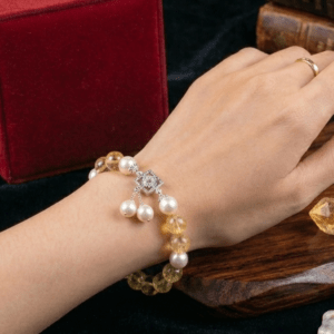 ảnh người đeo vòng-mẫu