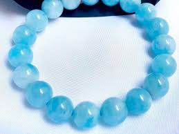 Alternative view of Vòng đá mệnh Thủy